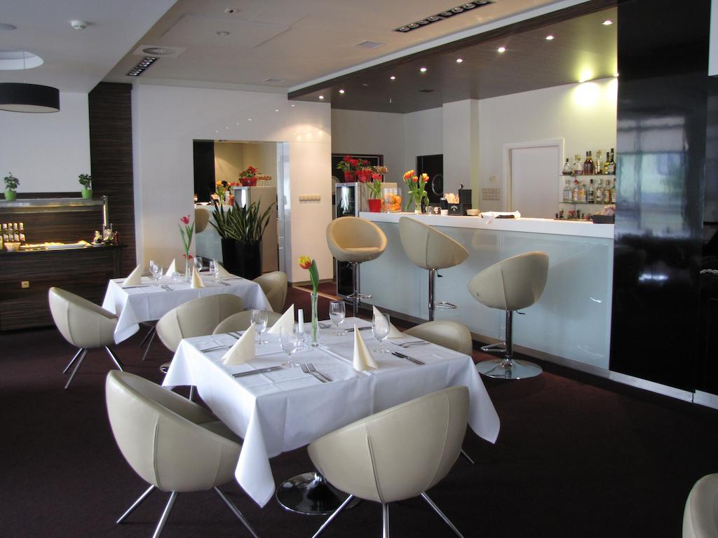 Apartament Diva Natalia, Blisko Plazy โควอบเซก ภายนอก รูปภาพ